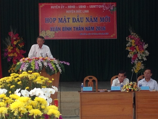 Đ/c Huỳnh Đa Trung - TUV, Bí thư Huyện ủy Đức Linh phát biểu tại buổi họp mặt